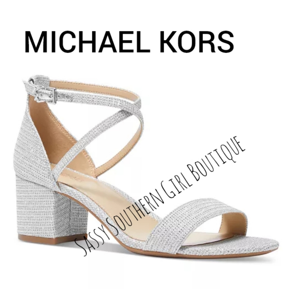 🆕⭐ Micheal Kors Silver Sandals - Picture 2 of 11